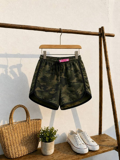 Contrast Trim Shorts